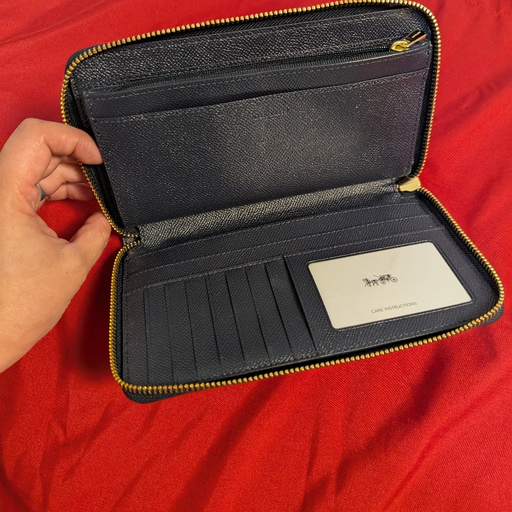 Navy Blue Coach Wallet - Picture 4 of 5